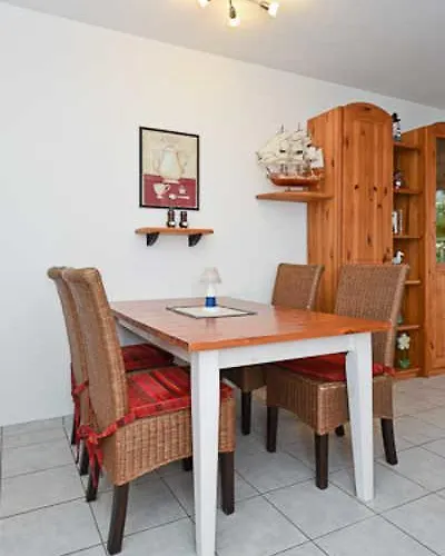 Urlaubswelt Nordseegartenpark 公寓 *